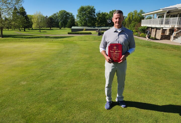 McDermott wins AIM Super Senior title 1